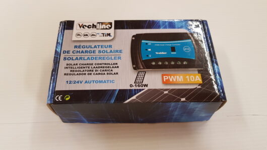 RÉGULATEUR DE CHARGE SOLAIRE 10 A PWM